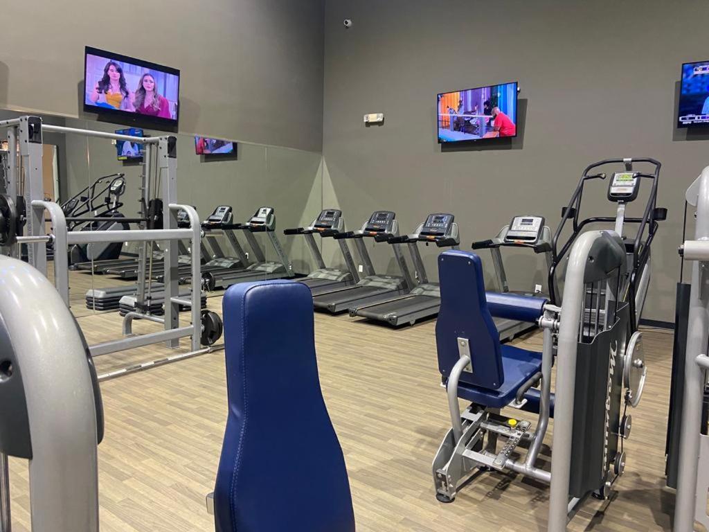Spacious Apartments In The Woodlands, Tx エクステリア 写真