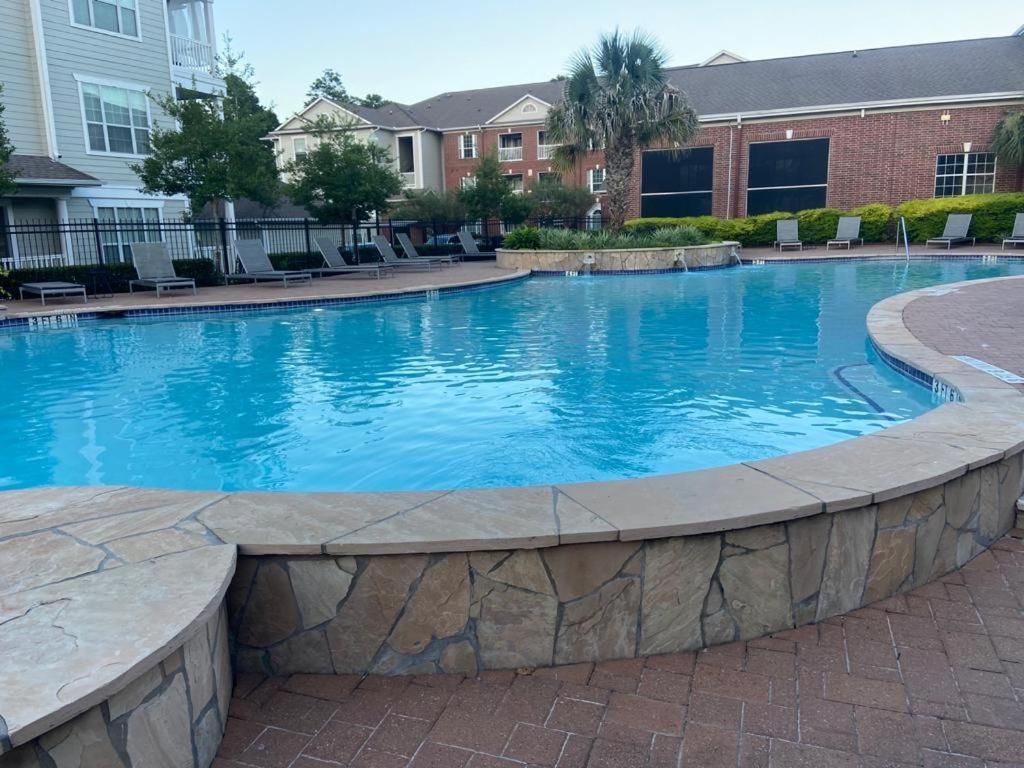 Spacious Apartments In The Woodlands, Tx エクステリア 写真